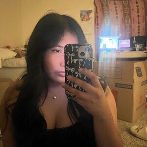 Meet your Posher, Naomi